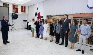 Los integrantes de la Junta Nacional de Escrutinio proceden de los sectores educativo, bienes raíces, sindicatos de trabajadores, jurídico, empresarial, innovación, tecnología, juventud y debate, y administración de negocios.